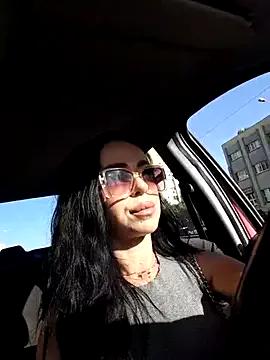 Rosaliemilaxxx from StripChat is Freechat