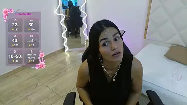 Try our streaming cams variety and talk on a personal level with our adorable girls streamers, showing off their bountiful shapes and dildos.