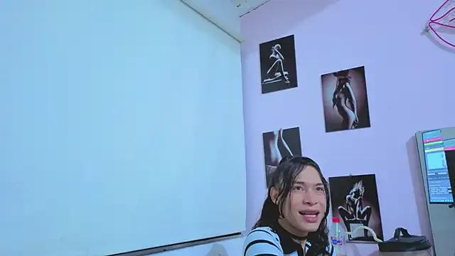 Rose_cute_dirty from StripChat