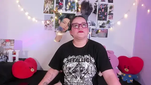 Rose_Hellen from StripChat is Freechat