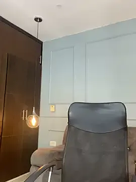 Rose_monroee from StripChat is Freechat