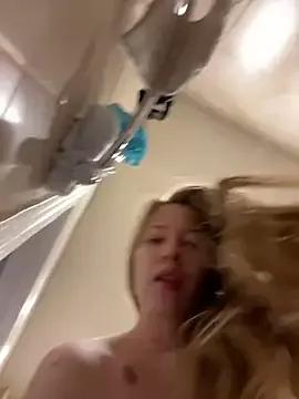 Rose_sunny from StripChat is Freechat