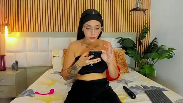 Try our streaming cams variety and talk on a personal level with our adorable girls streamers, showing off their bountiful shapes and dildos.