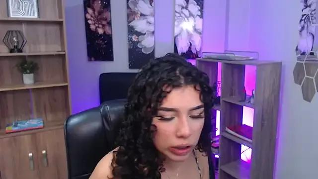 roseefancy from StripChat is Freechat