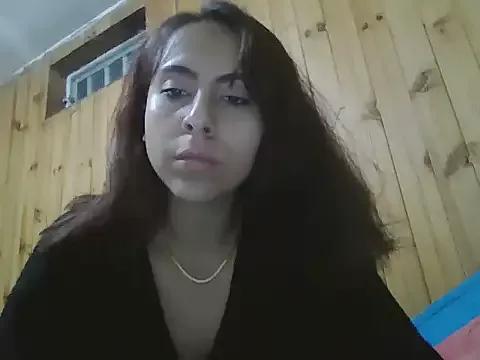 Roselingalvis13 from StripChat is Freechat