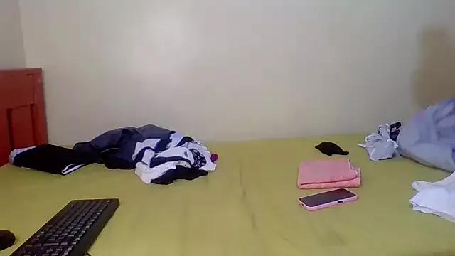 Roserter from StripChat is Freechat