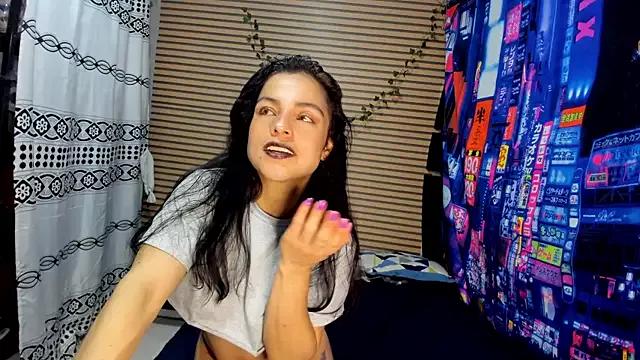 Try our streaming cams variety and talk on a personal level with our adorable girls streamers, showing off their bountiful shapes and dildos.