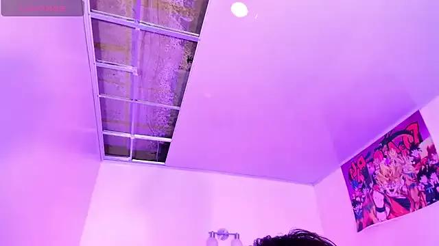 Rossedewitt_ from StripChat is Freechat