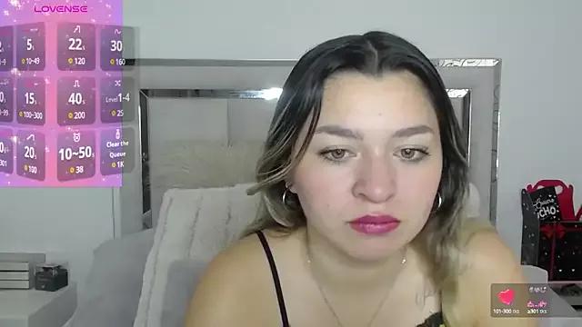 RossemjsM from StripChat is Freechat