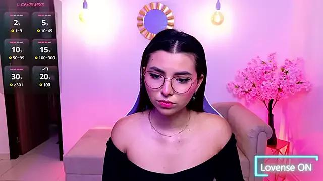 Try our streaming cams variety and talk on a personal level with our adorable girls streamers, showing off their bountiful shapes and dildos.
