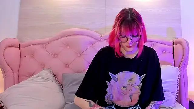 Try our streaming cams variety and talk on a personal level with our adorable girls streamers, showing off their bountiful shapes and dildos.