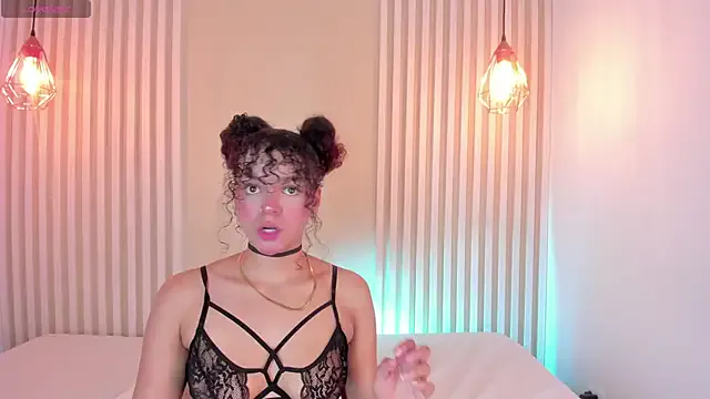 rossvega from StripChat is Freechat