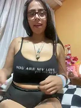 Rouuse95 from StripChat