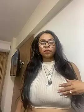 Rouuse95 from StripChat