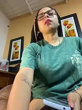 Rouuse95 from StripChat