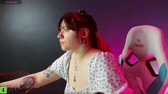 Rowena_MacLeod from StripChat is Freechat