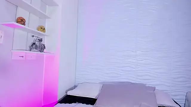 RoxanaBorns_ from StripChat