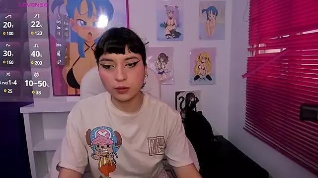 Roxane_white_ from StripChat is Freechat