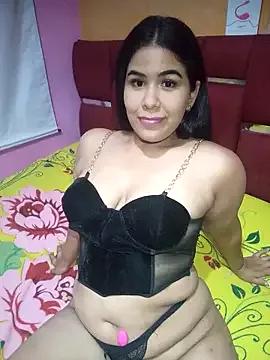 RoxxyChannel from StripChat