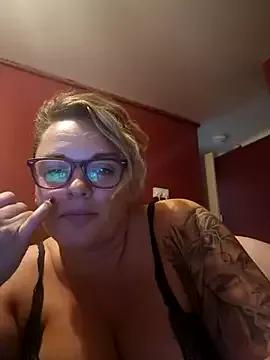 Roxy79 from StripChat is Freechat