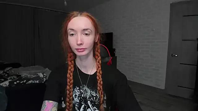 Roxy_Silver from StripChat is Freechat