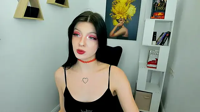 RoxyHopper from StripChat is Freechat