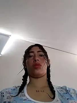 Roxyrougee from StripChat