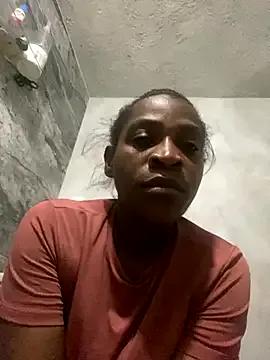 Rozanna_here from StripChat is Freechat