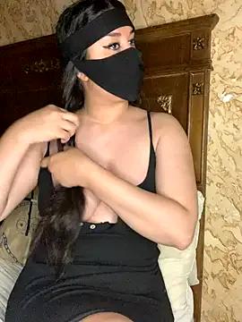 Rozzaa from StripChat