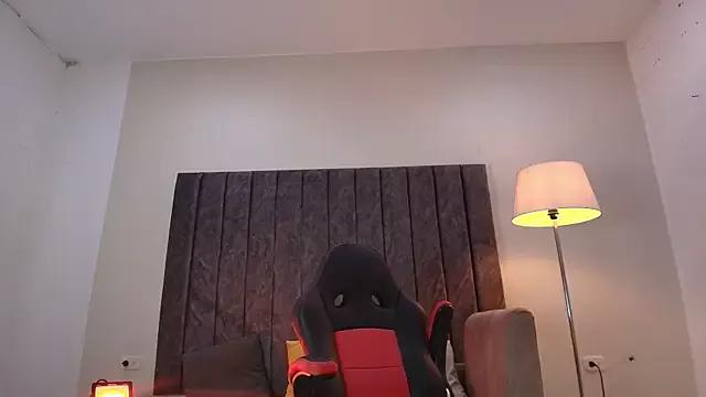 rubby_lux from StripChat