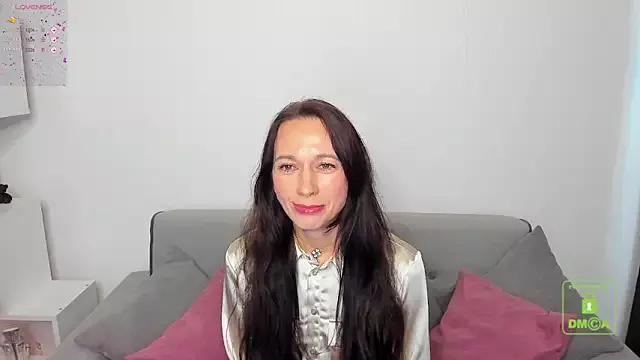RubiHarlot from StripChat is Freechat