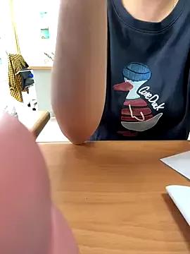Ruby2000- from StripChat is Freechat
