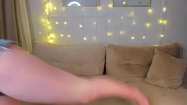 Try our streaming cams variety and talk on a personal level with our adorable girls streamers, showing off their bountiful shapes and dildos.
