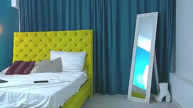 Try our streaming cams variety and talk on a personal level with our adorable girls streamers, showing off their bountiful shapes and dildos.