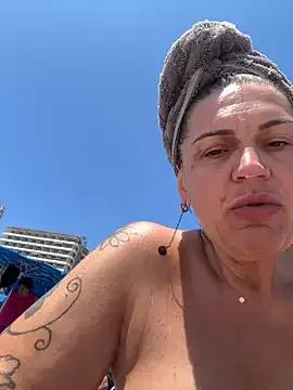 RubyyRosee from StripChat is Freechat