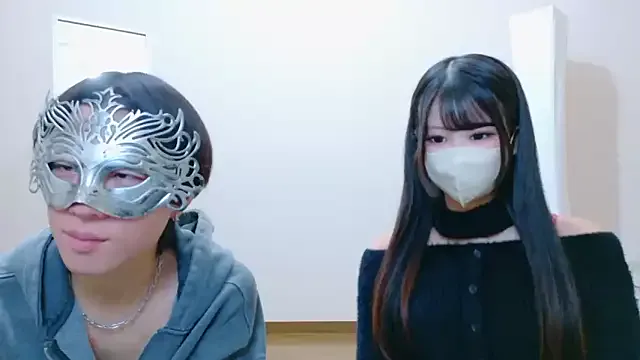 Ruru-shuv from StripChat