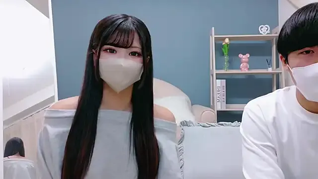 Ruru-shuv from StripChat