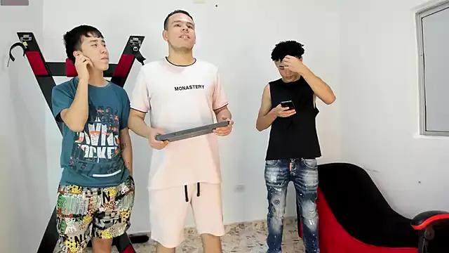S_latins_boys from StripChat