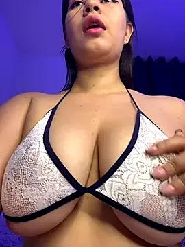Saanvi21 from StripChat