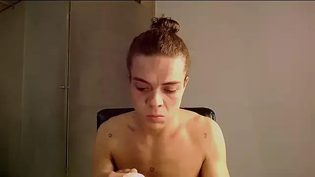 saara_johnson496 from StripChat