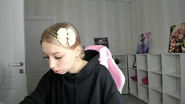 Saara_peterson from StripChat
