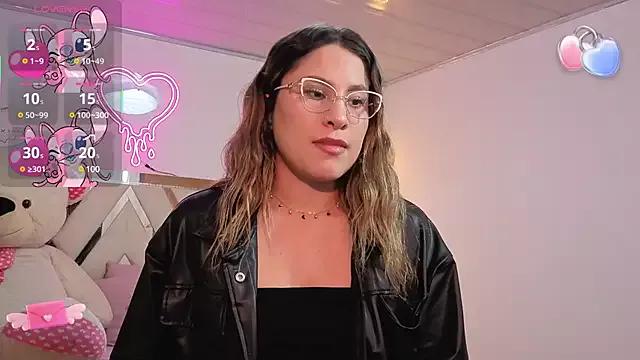 saaya_tay from StripChat