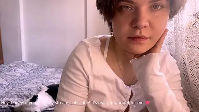 Try our streaming cams variety and talk on a personal level with our adorable girls streamers, showing off their bountiful shapes and dildos.