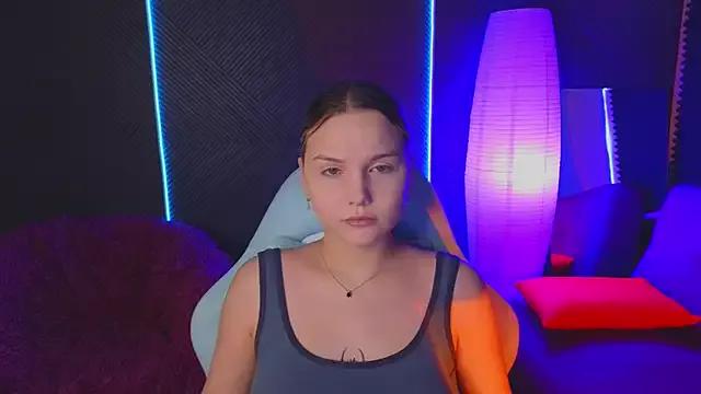 SabrinaSpel from StripChat is Freechat