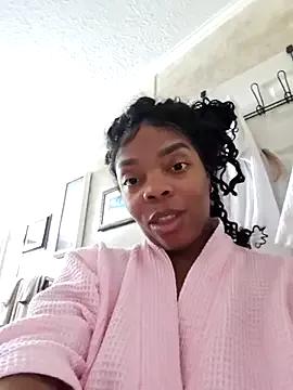 Sade_summer from StripChat is Freechat