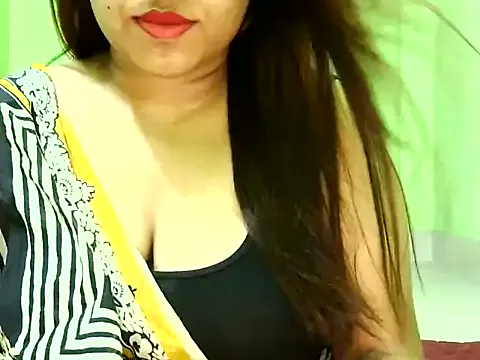 Safa_Pari from StripChat