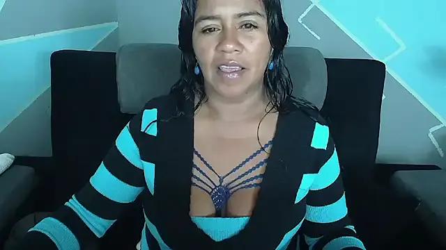 Saggil23 from StripChat