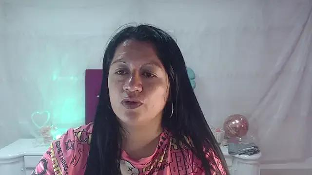 SaharaJohson from StripChat is Freechat