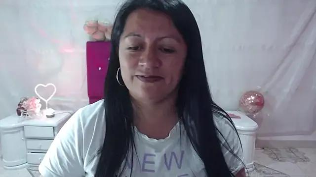 SaharaJohson from StripChat