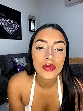 SaharQamar from StripChat